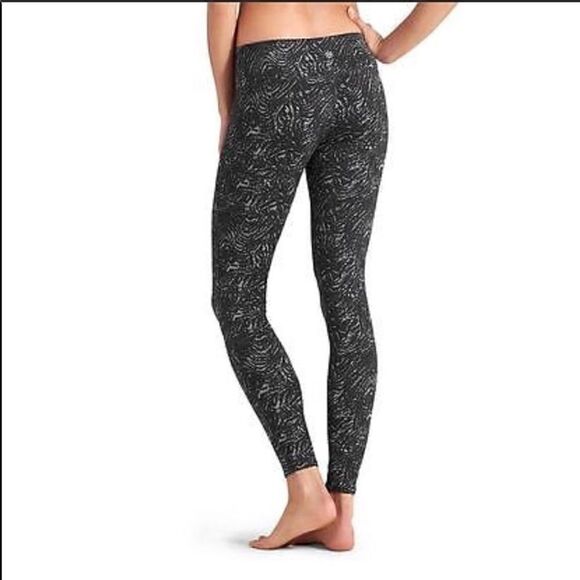 𝅺euc Athleta zebra stripe leggings sz extra small - Picture 2 of 8